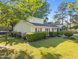 621 Shadowridge Road, Jacksonville, NC 28546 – photo 3: 4-web-or-mls-621 Shadowridge Rd 68