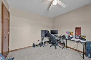 105 Linden Road, Richlands, NC 28574 – photo 17: 21-web-or-mls-_RAD7646
