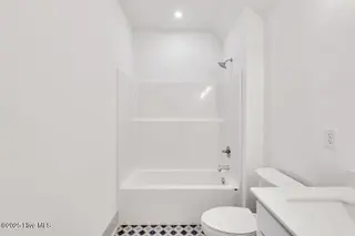 1320 Trisail Terrace, Wilmington, NC 28412 – photo 18: Guest Bathroom