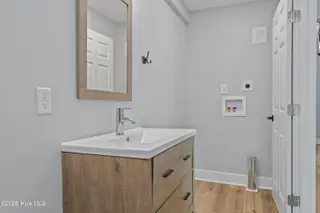 723 N Market Street, Washington, NC 27889 – photo 23: 725 bath1 and laundry