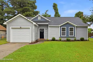 2606 Idlebrook Circle, Midway Park, NC 28544 – photo 2