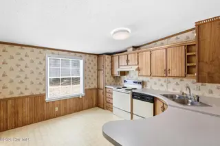 3014 Boones Neck Road SW, Supply, NC 28462 – photo 10: 10_3014_boones_neck_rd_sw_010