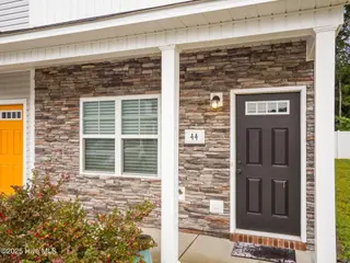 44 Catalina Circle, Swansboro, NC 28584 – photo 2: 44 Catalina Circle