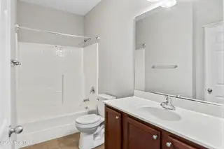 4105 Bluebill Drive 1, Greenville, NC 27858 – photo 8: 8G4A0537