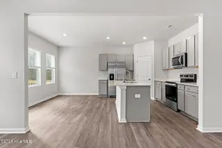 908 Lanyard Lane, New Bern, NC 28560 – photo 13: 20260305152811219565000000-o