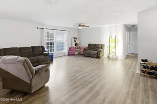 607 Oakwood Avenue, Jacksonville, NC 28546 – photo 10: 607oakwoodave_010