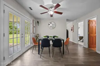 2062 Hunters Ridge Drive, Midway Park, NC 28544 – photo 9: 12-web-or-mls-2062 Hunters Ridge Drive 3