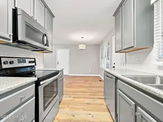 1110 Brynn Marr Road, Jacksonville, NC 28546 – photo 16
