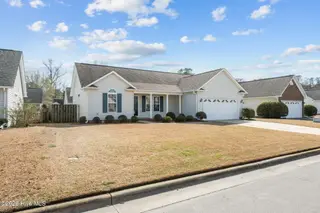 109 Sellhorn Boulevard, New Bern, NC 28562 – photo 6: 6-web-or-mls-DSC_2282