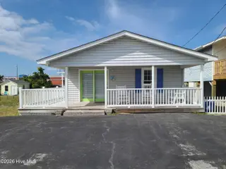 308 W Bogue Boulevard, Atlantic Beach, NC 28512 – photo 2: 20260409_155142