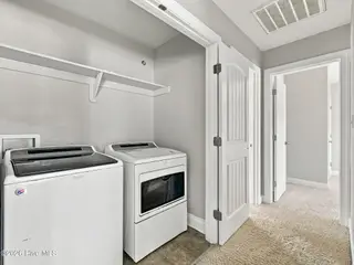 813 Tuscarora Trail, Jacksonville, NC 28546 – photo 16: 33-web-or-mls-813 Tuscarora Trail 93
