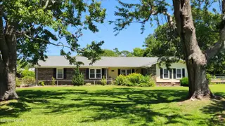 706 Hedrick Boulevard, Morehead City, NC 28557 – photo 8: 20250709_140618