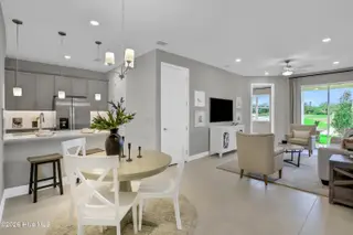 349 Parkington Lane 95a, Ocean Isle Beach, NC 28469 — 3-bedroom townhome in The Villas at Seaside, Ocean Isle Beach, NC, photo 7 of 22: main level