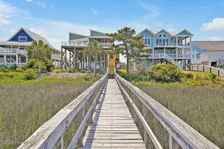 6008 W Beach Drive, Oak Island, NC 28465 – photo 9: 6008WestBeachDrive-97