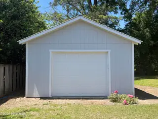 209 N Pollock Street, Selma, NC 27576 – photo 4: IMG_6898