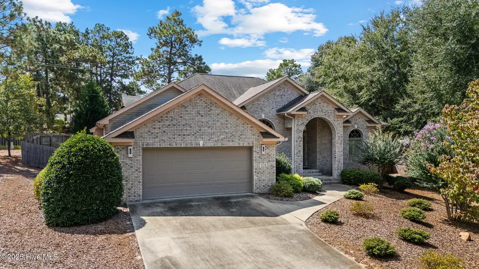 109 Sakonnet Trail, Pinehurst, NC 28374 – photo 1 of 32: 109 Sakonnet-28