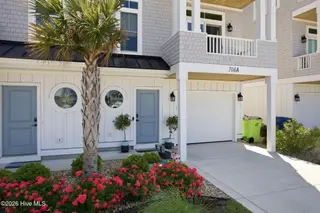 706 Atlantic Beach Causeway A, Atlantic Beach, NC 28512 — 3-bedroom townhome in Showboat Cottages, Atlantic Beach, NC, photo 16 of 48: 23-web-or-mls-IMG_5600