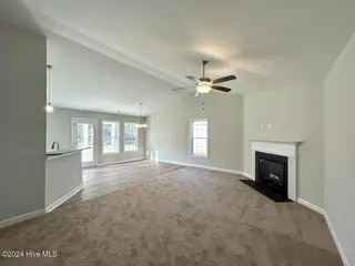 802 Hidden Bridge Drive, Jacksonville, NC 28546 – photo 11: IMG-3530-jpg