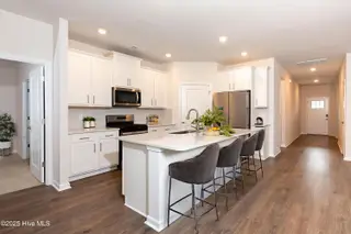 6012 Bayberry Park Drive, New Bern, NC 28562 – photo 20: kitchen-island - Kitchen - Modern - 30