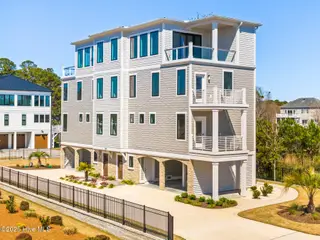 8421 River Road Unit B, Wilmington, NC 28412 – photo 7: 007_8421_river_road-81_596