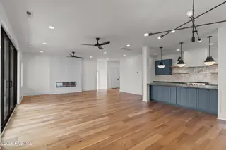 220 Georgia Avenue, Carolina Beach, NC 28428 – photo 11: 16-web-or-mls-BTS00955