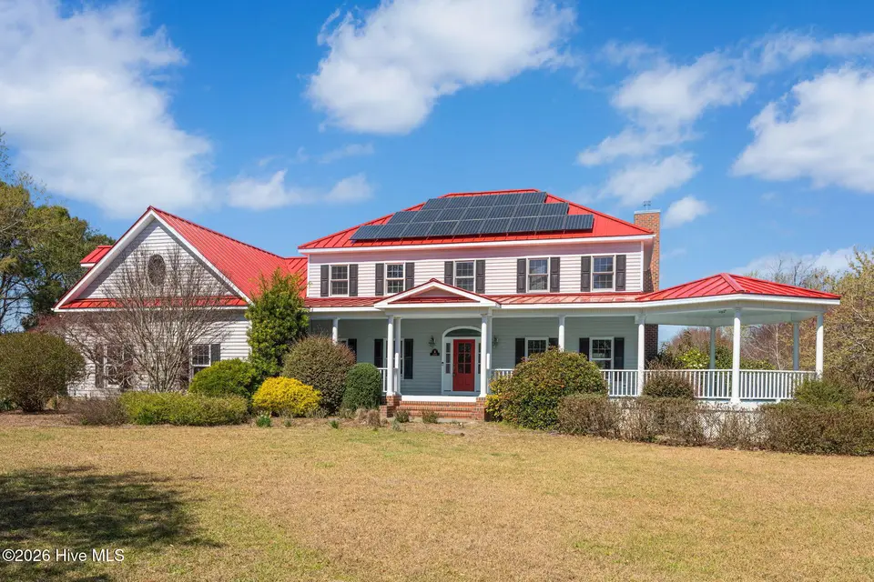 2689 Sloop Point Loop Road, Hampstead, NC 28443 – photo 1 of 77: exteriors-01