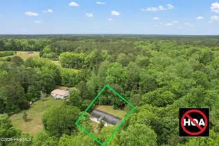 501 Justin Lane SW, Supply, NC 28462 — 3-bedroom manufactured home, Supply, NC, photo 4 of 32: Edit 2