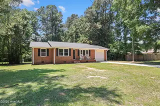 500 Lakewood Drive, Jacksonville, NC 28546 – photo 6