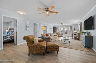 205 Barefoot Lane, Atlantic Beach, NC 28512 – photo 17: 27-web-or-mls-1S3A9734