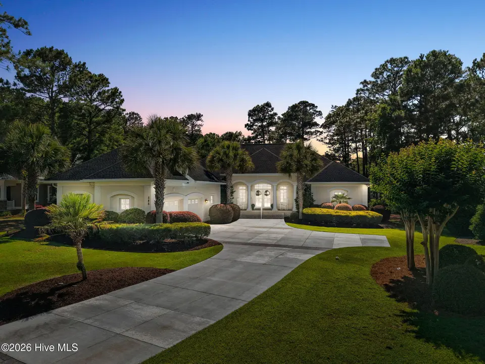 585 Westchester Place SW, Ocean Isle Beach, NC 28469 – photo 1 of 76: 585 Westchester