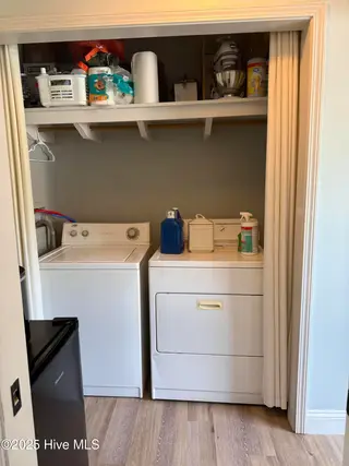 48 Riegel Drive, Hubert, NC 28539 – photo 14: Laundry room