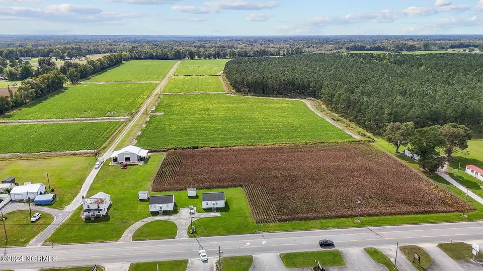 215 Nc 43 Hwy, Vanceboro, NC 28586 – photo 1 of 45: 2-web-or-mls-DJI_20241009143754_0329_D