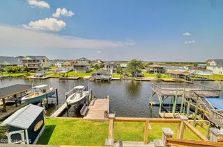 4061 4th Street, Surf City, NC 28445 – photo 5: B_3V6A4272y