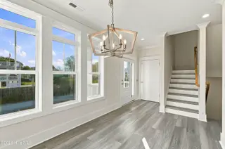 52 Pier View Court, Hampstead, NC 28443 — 3-bedroom waterfront home, Hampstead, NC, photo 11 of 60: 20_dining area