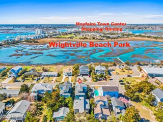 306 Coral Drive, Wrightsville Beach, NC 28480 — 5-bedroom home in Harbor Island, Wrightsville Beach, NC, photo 3 of 57: 057_306_coral_drive-8_22