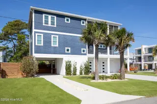 1304 Bonito Lane, Carolina Beach, NC 28428 – photo 3: Bonito1304-1FSunL33A6290 GR