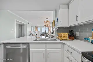 2111 W Fort Macon Road 156, Atlantic Beach, NC 28512 – photo 4: 23-web-or-mls-IMG_3206