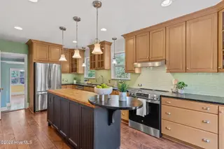 109 Wayne Drive, Wilmington, NC 28403 – photo 6: 26-web-or-mls-DSC00615