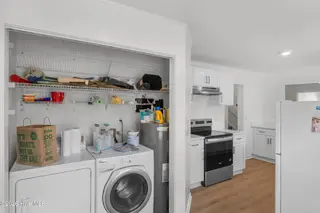 5122a Greenville Loop Road, Wilmington, NC 28409 — 4-bedroom townhome, Wilmington, NC, photo 14 of 56: 14_laundry