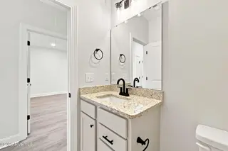 2020 Dartford Drive B, Greenville, NC 27834 – photo 16: 17-web-or-mls-BLS_0038