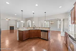 195 Glenmoor Drive, Southern Pines, NC 28387 – photo 20: 39-web-or-mls-DSC06385