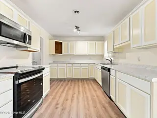 2316 Burgaw Highway, Jacksonville, NC 28540 – photo 16