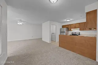 125 W Victoria Court A, Greenville, NC 27834 – photo 9: 11-web-or-mls-IMG_7998
