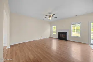 305 Inverness Drive, Hubert, NC 28539 – photo 8: 7-web-or-mls-305 Inverness Dr. 12