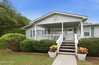 2610 W Forest Drive, Newport, NC 28570 – photo 5: 5-web-or-mls-2610-W-Forest-005_edit