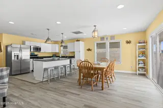 1414 E Beach Drive, Oak Island, NC 28465 – photo 19: 21-web-or-mls-CAMMediaLLC.com (21 of 55)