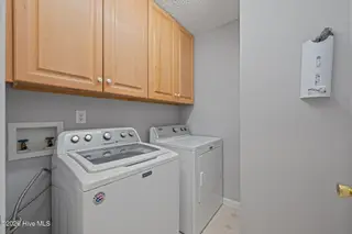 232 Rankin Court, New Bern, NC 28560 – photo 19: Laudry Room