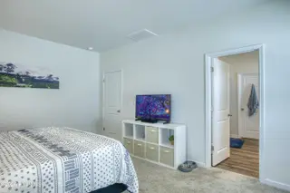 173 N Squires Run Lane, Richlands, NC 28574 – photo 16: 178 N. Squires - Interior - Edited_11