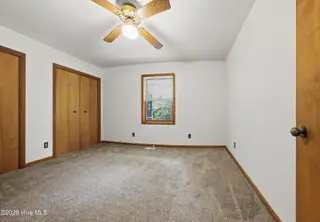 306 Shore Point Drive, Wilmington, NC 28411 — 4-bedroom home in Bayshore Estates, Wilmington, NC, photo 18 of 78: ShorepointDr-64brnd