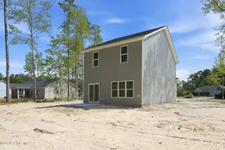 104 Palm Circle, Havelock, NC 28532 – photo 24: 36-web-or-mls-DSC_0445_edit
